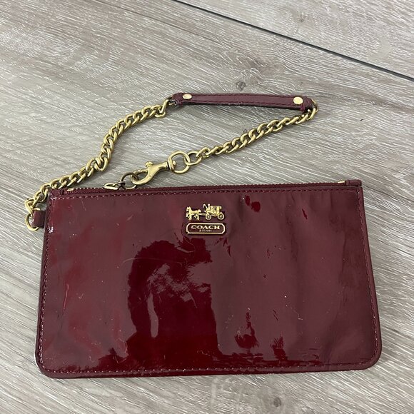 Coach Red Patent Leather Wraistlet - Picture 1 of 3